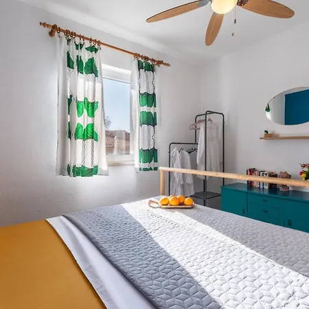 Apartments Lota On Top Location Supetar Exterior photo