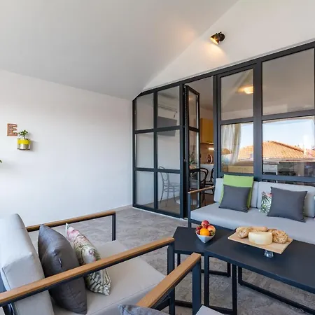 Apartments Lota On Top Location Supetar Exterior photo