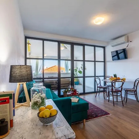Apartments Lota On Top Location Supetar Exterior photo