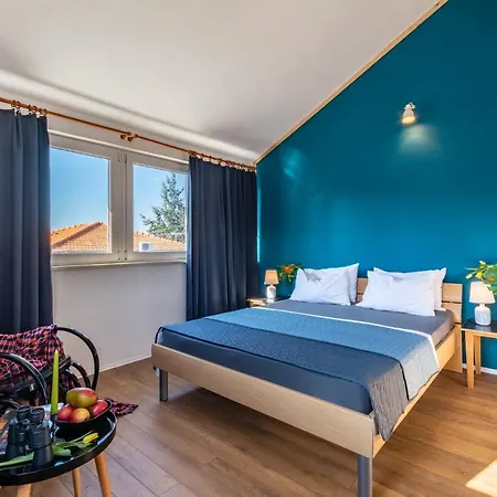 Apartments Lota On Top Location Supetar Exterior photo