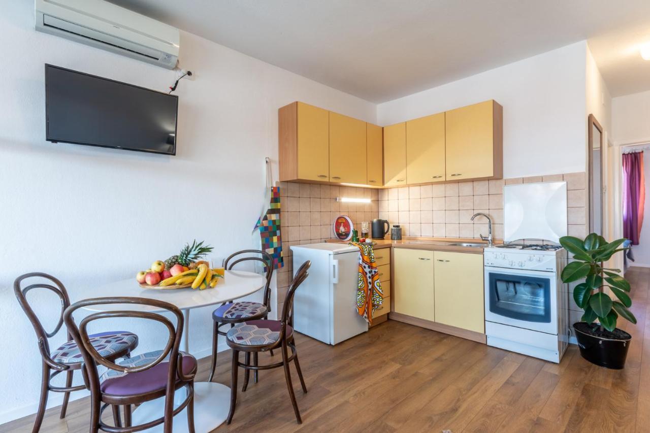 Apartment Lota On Location